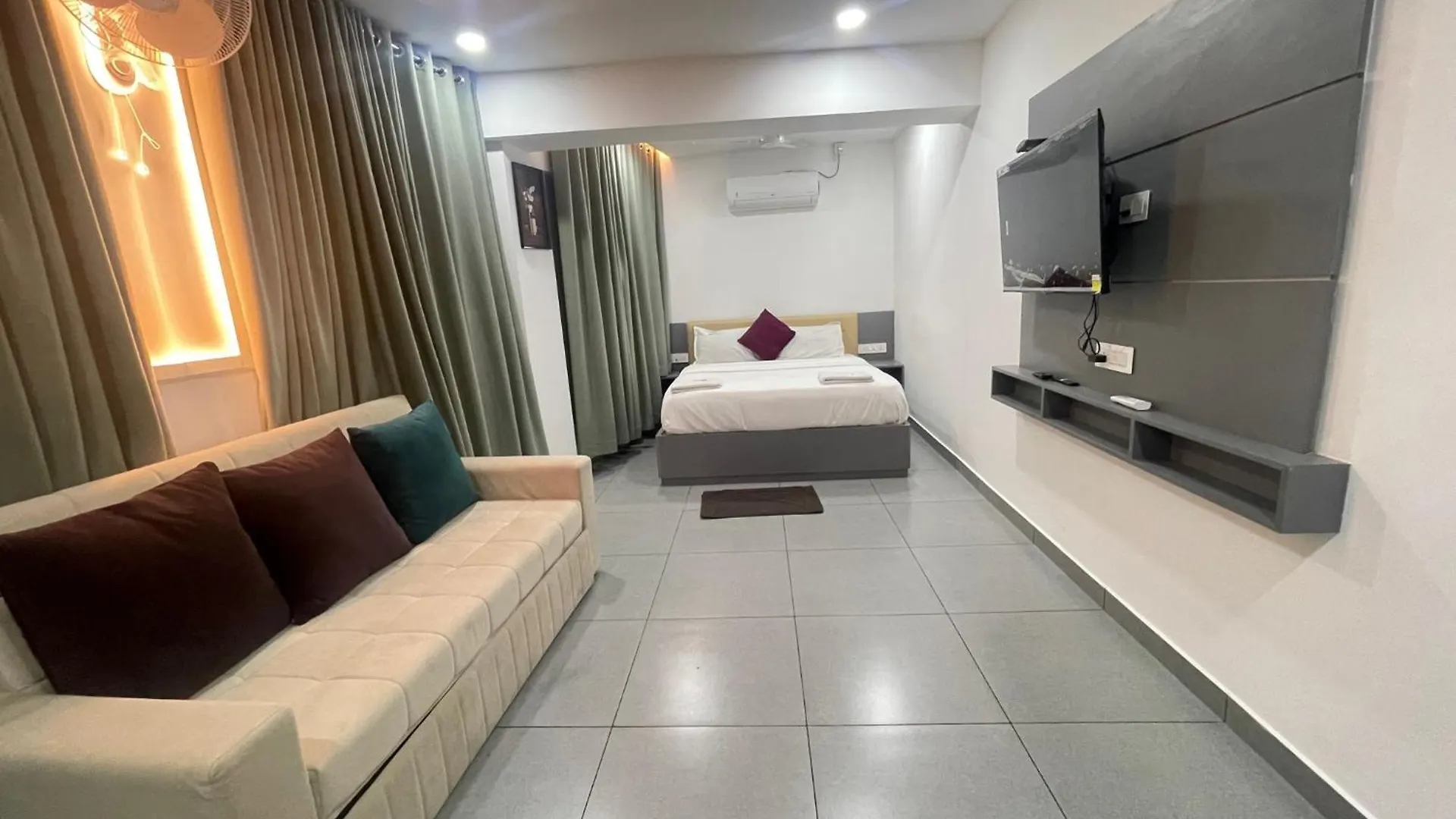 *****  Hotel Pk Residency Thiruvananthapuram India